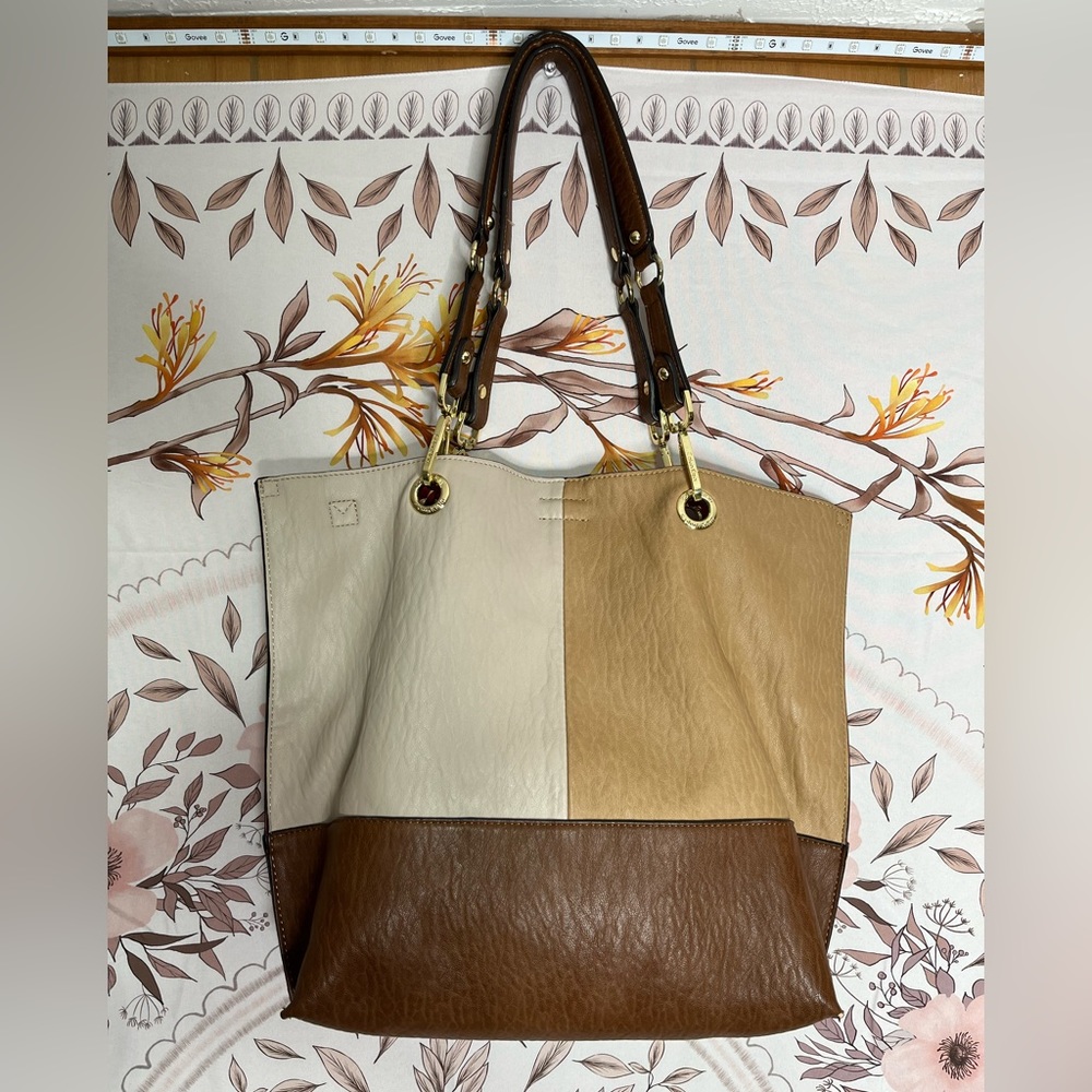 Calvin Klein Sonoma Reversible Tote - Picture 5 of 10